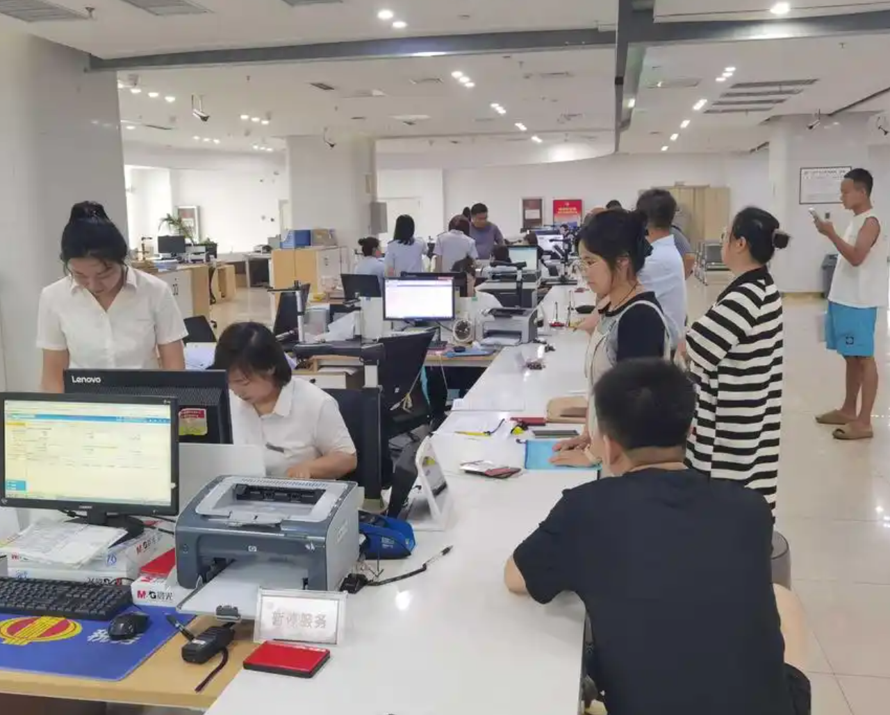 公积金能提出来当零花钱用吗?条件不苛刻